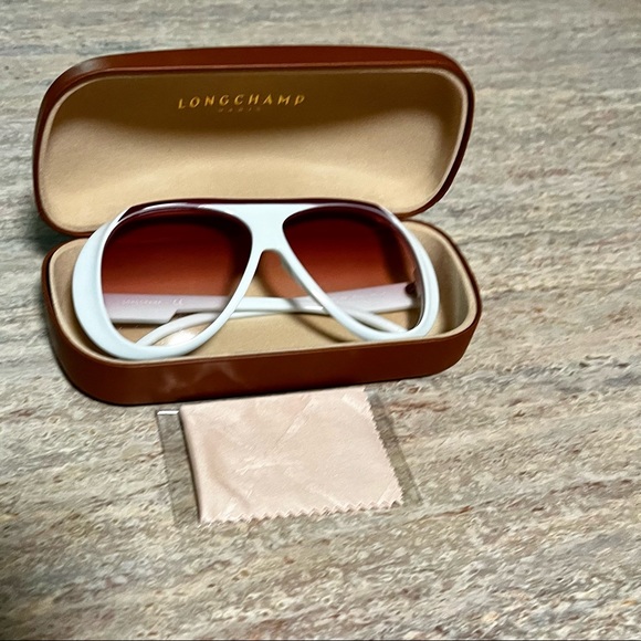Longchamp sunglasses w/ case & cleaning cloth LO664S - Picture 10 of 16